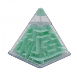 Pyramid Maze Labyrinth 3D